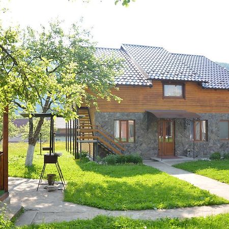 Rosinka Appartement Jaremtsje Buitenkant foto