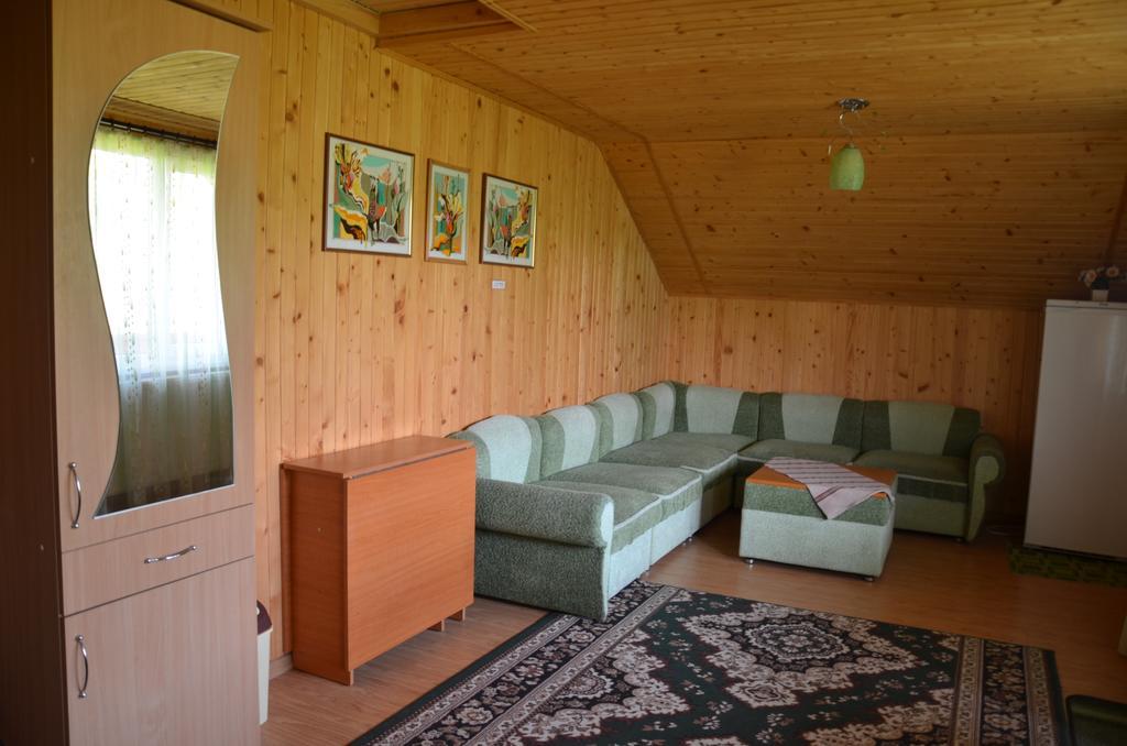 Rosinka Appartement Jaremtsje Buitenkant foto