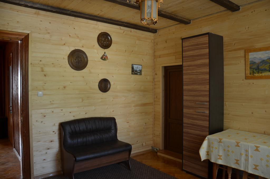 Rosinka Appartement Jaremtsje Buitenkant foto