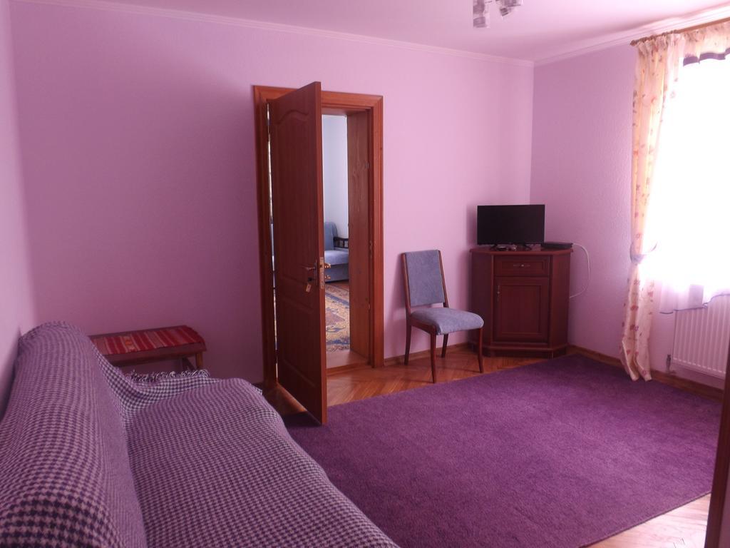 Rosinka Appartement Jaremtsje Buitenkant foto
