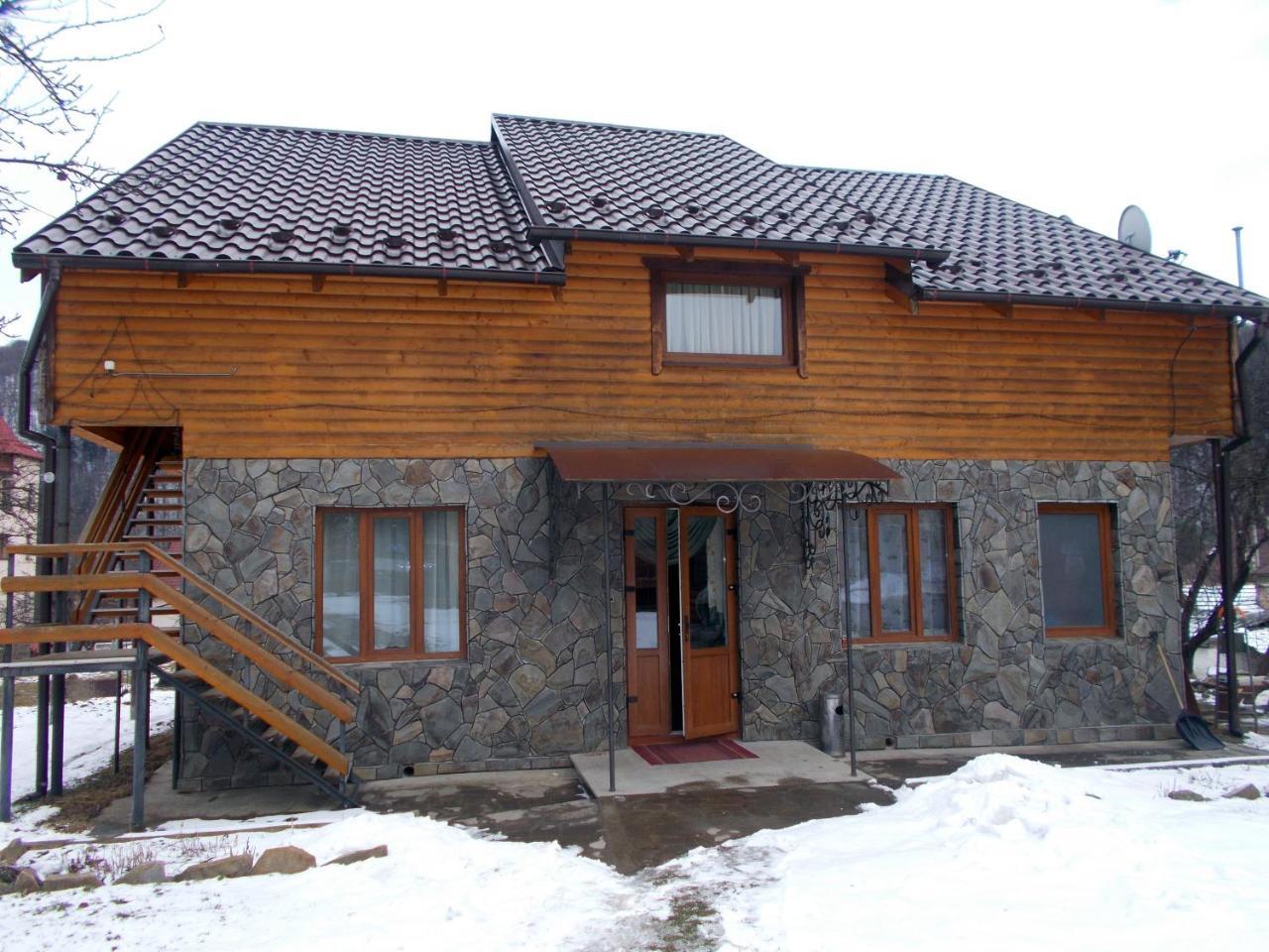 Rosinka Appartement Jaremtsje Buitenkant foto