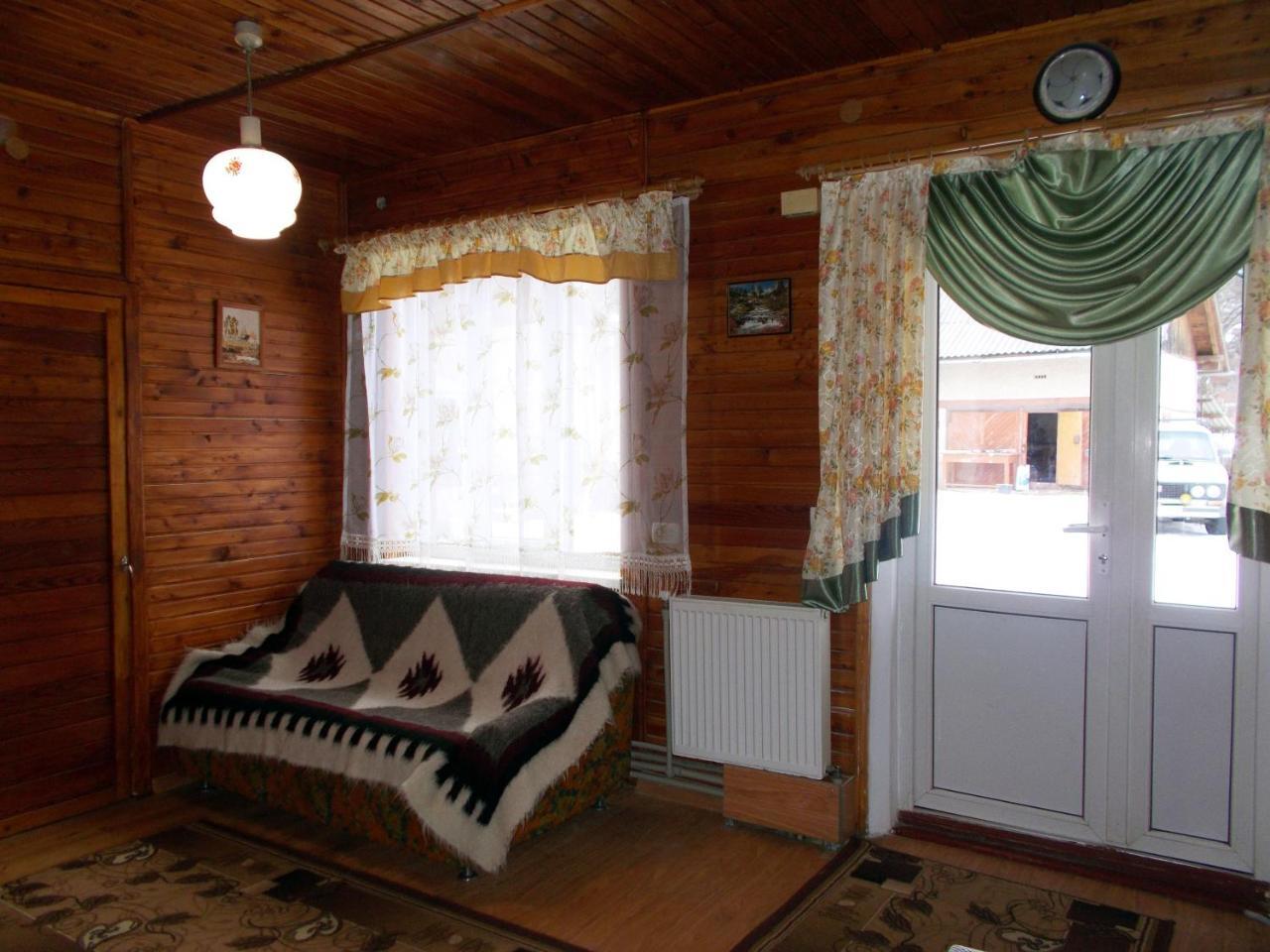 Rosinka Appartement Jaremtsje Buitenkant foto