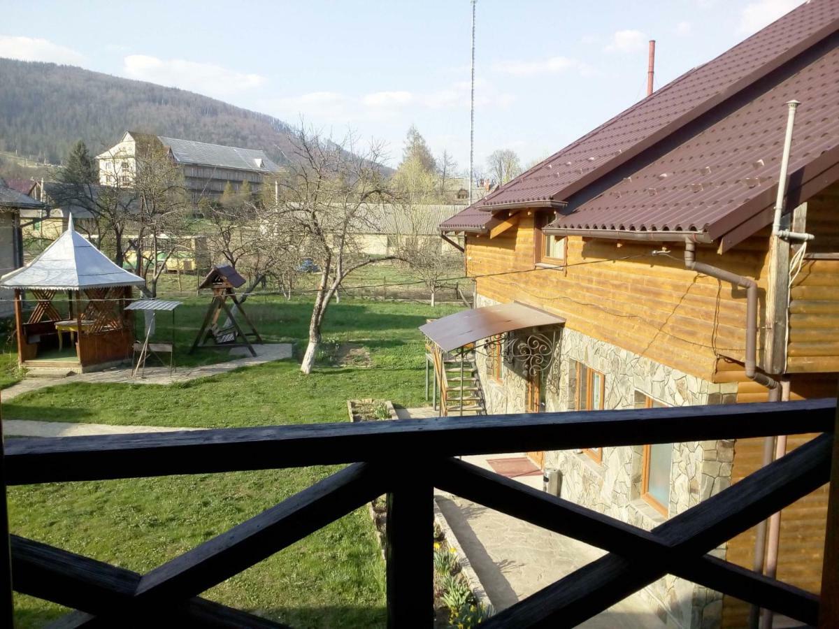 Rosinka Appartement Jaremtsje Buitenkant foto